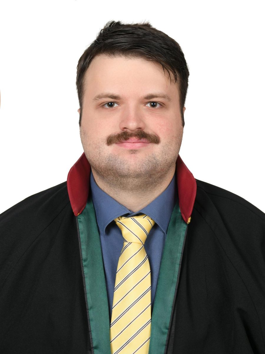 Av. Onur Tire