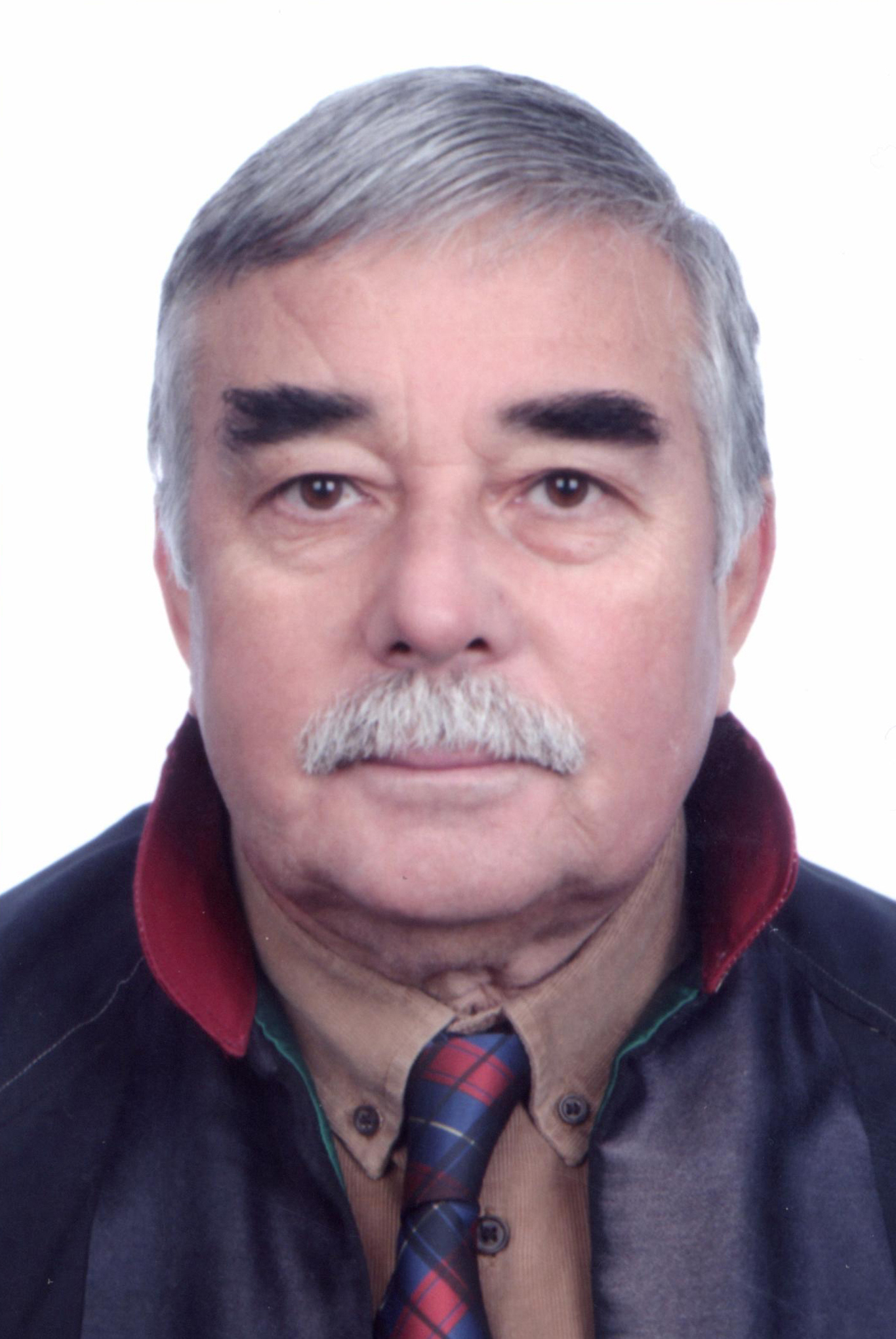 Av. Arif Hikmet Uzun