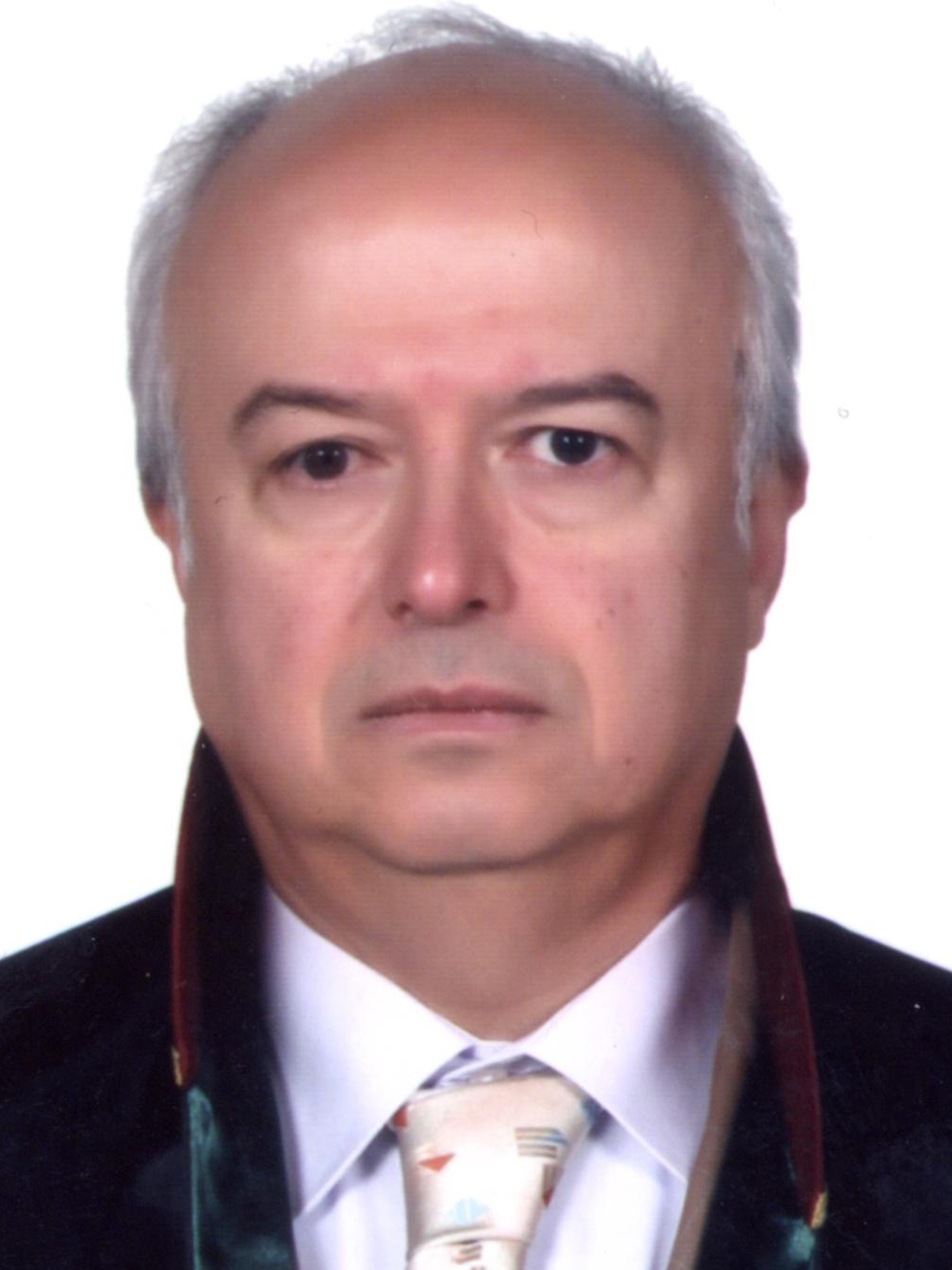 Av. Burcu Topal