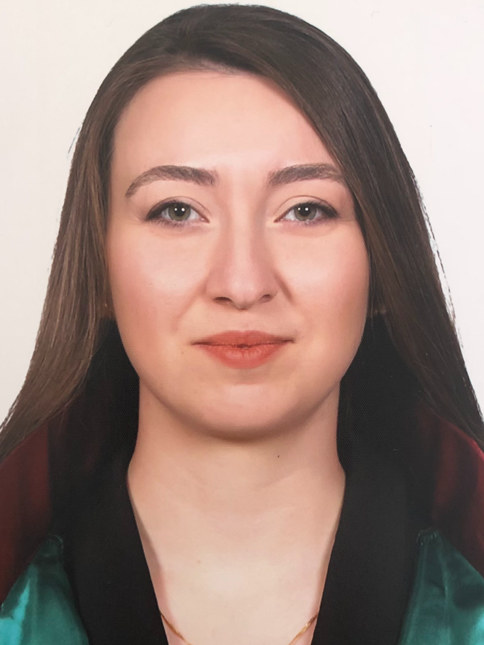 Av. Esra Nur Özkaran