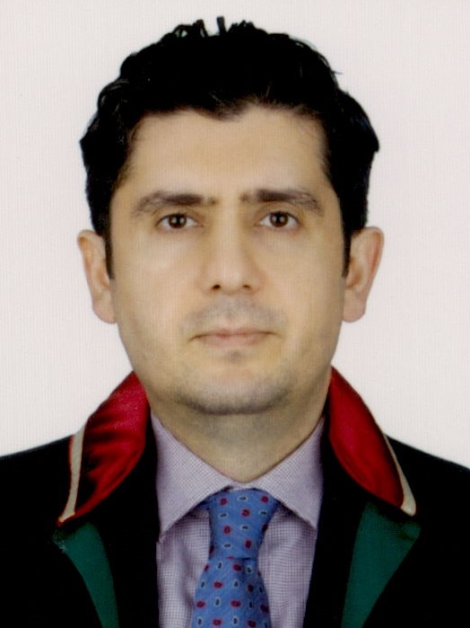 Av. Kübra Gezer