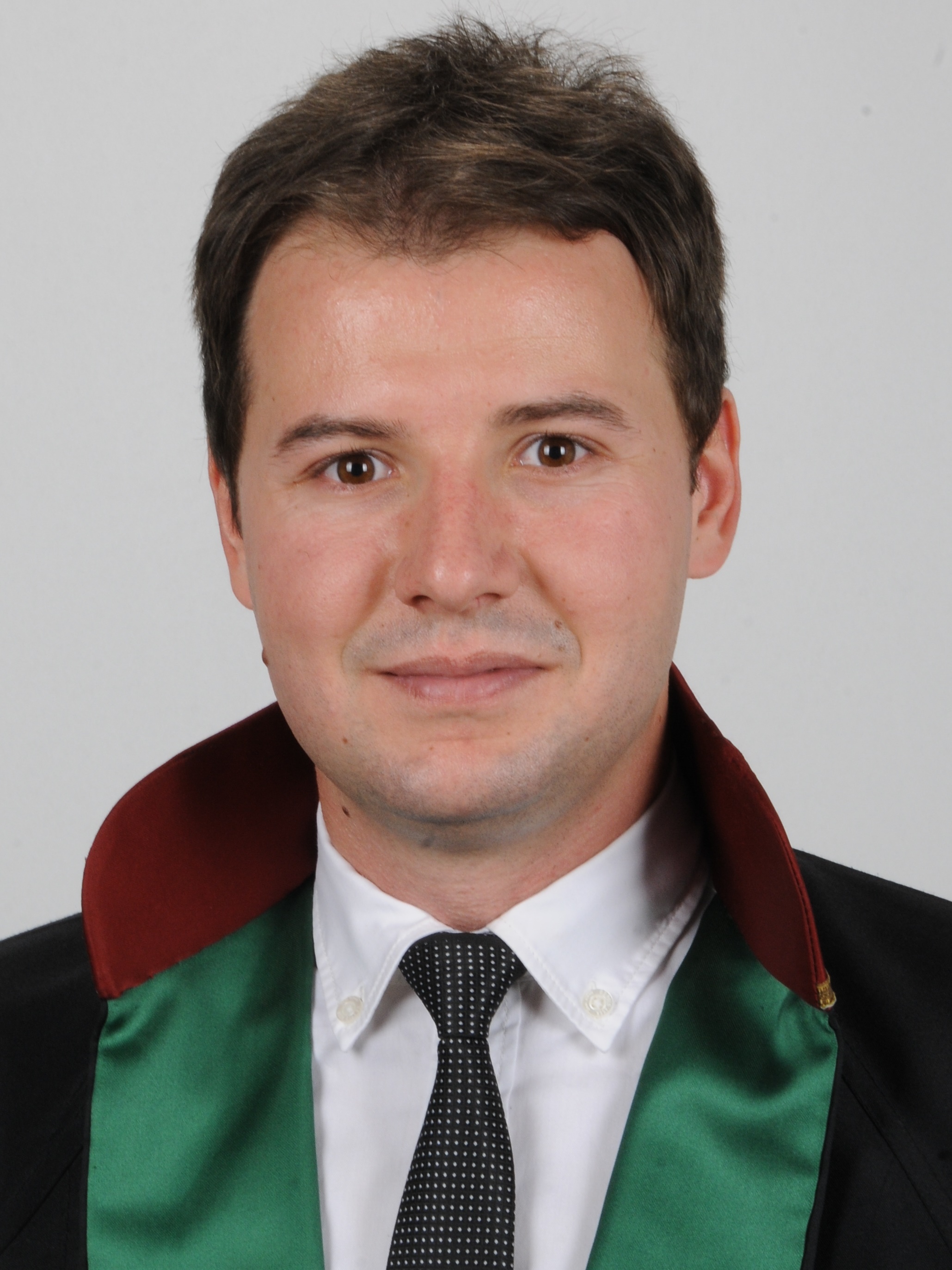 Av. Nagihan Cinalioğlu Akçay